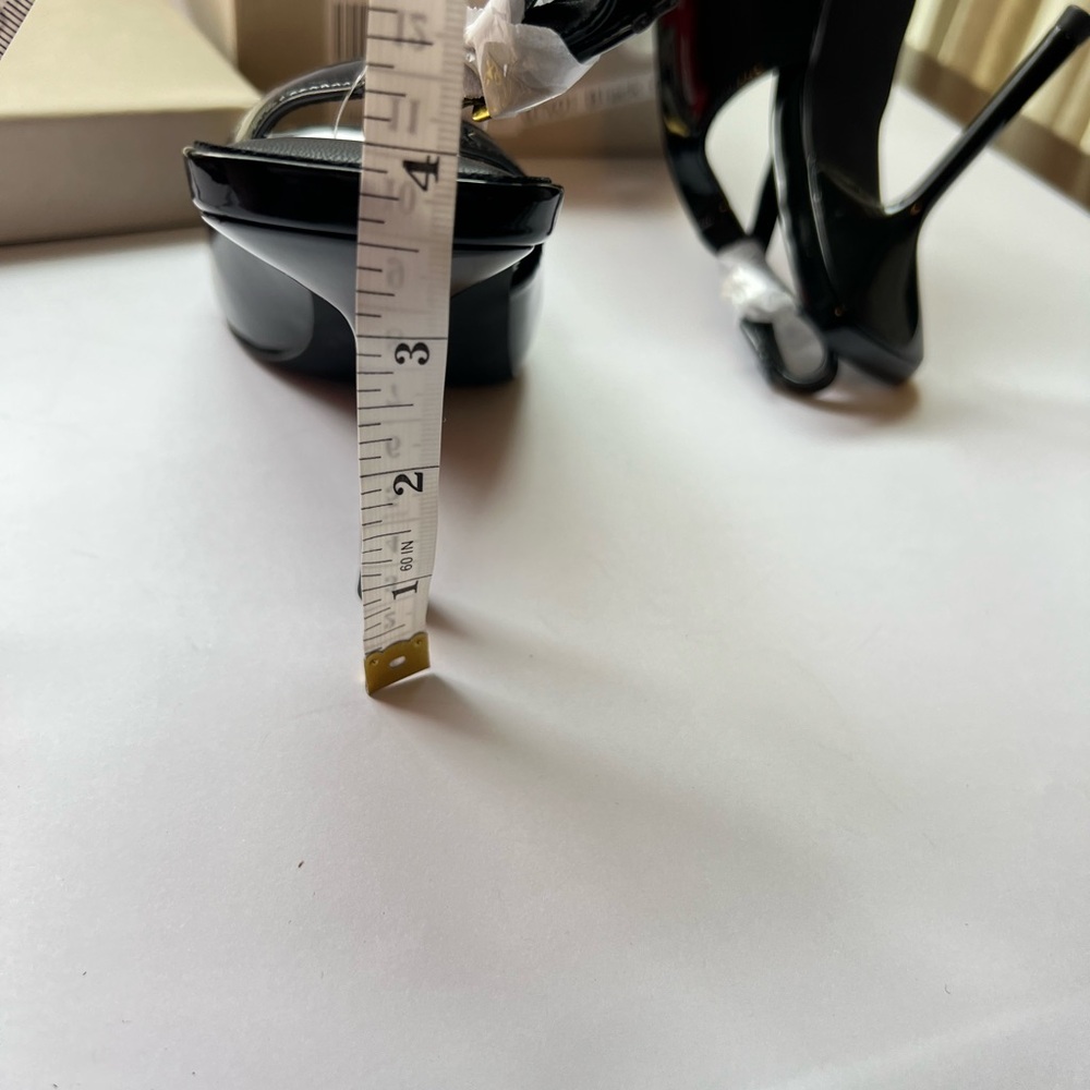 Black and Gold Pointed Slingback Pumps - Classic Women’s Heels - Picture 8 of 8